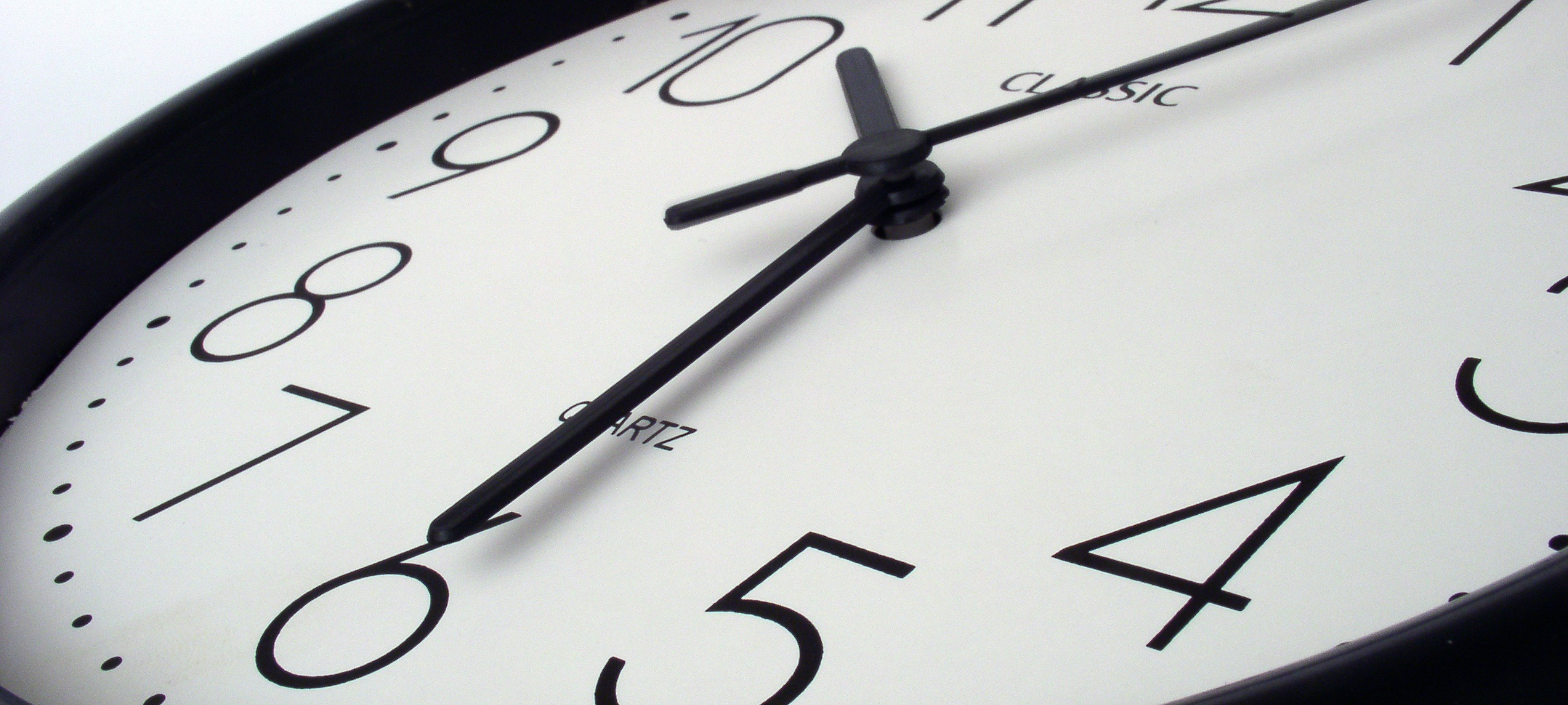 What are the opening hours for self storage in Winsford?